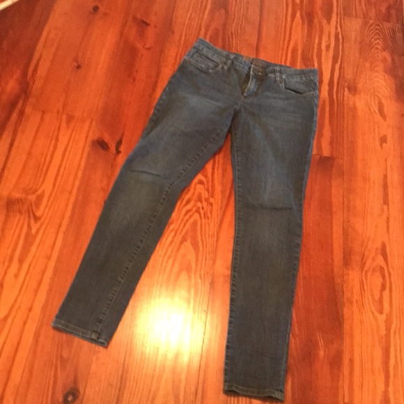 Kut from the Kloth jeans. 6 - Picture 8 of 9
